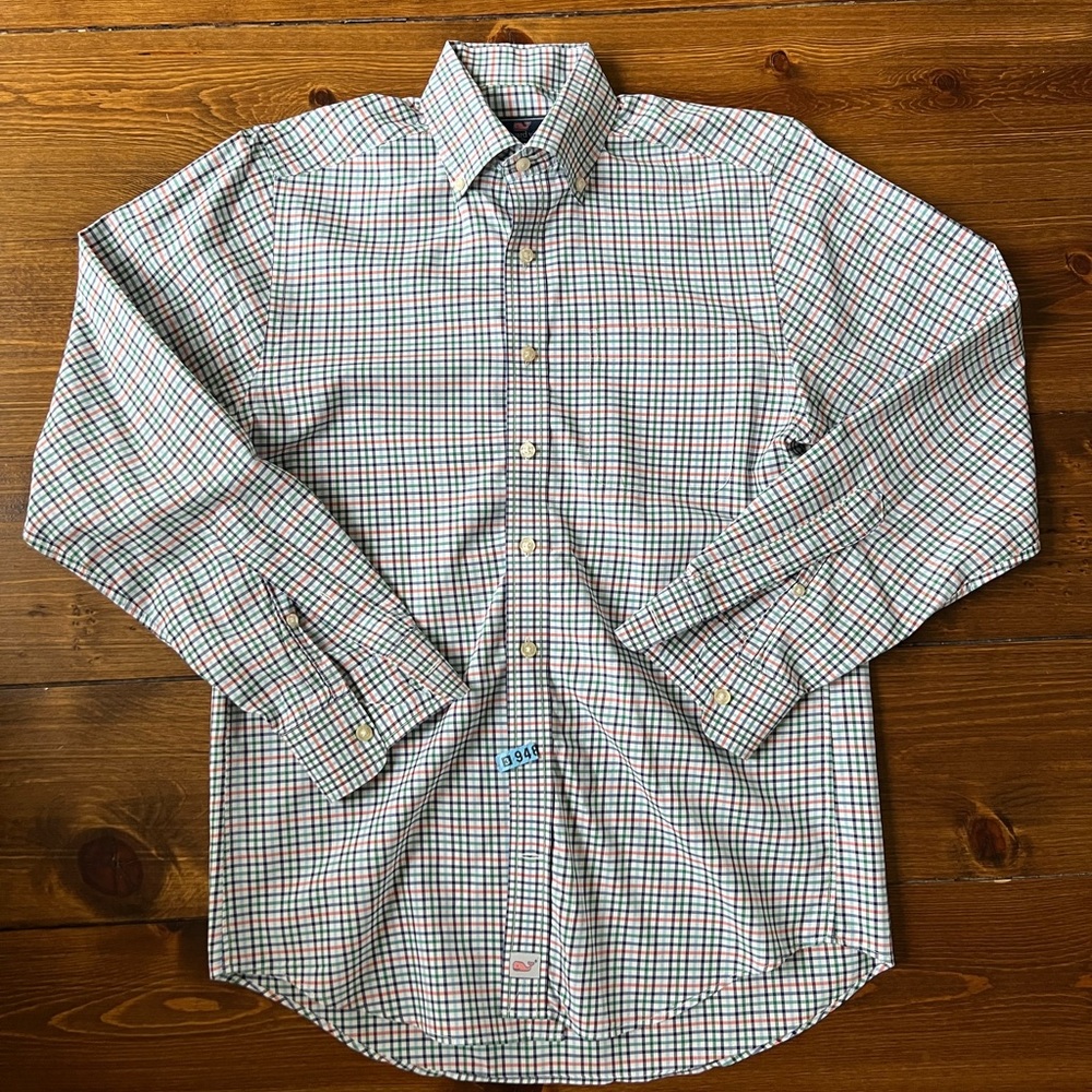 Vineyard Vines button down polo
